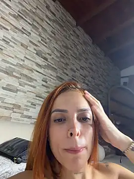 CiaraMorettii live cam on StripChat
