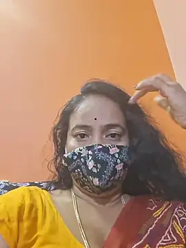 layatamil live cam on StripChat