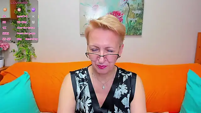 iamyourdream89 live cam on StripChat
