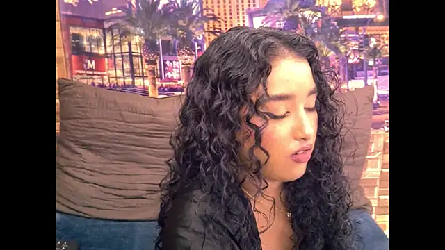 IndianAngel4u live cam on StripChat