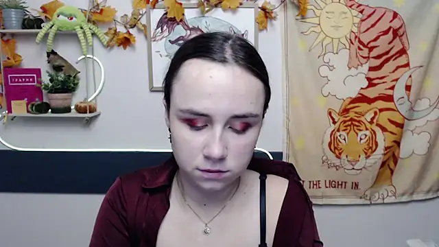 VeryVeryVeryShy_ live cam on StripChat