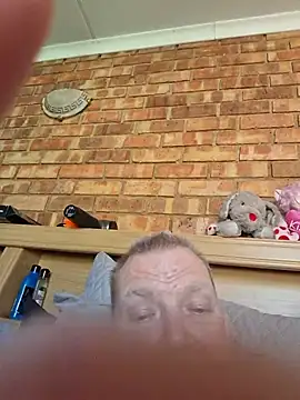 wallacelegend live cam on StripChat
