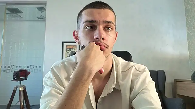 KaydenDrew live cam on StripChat