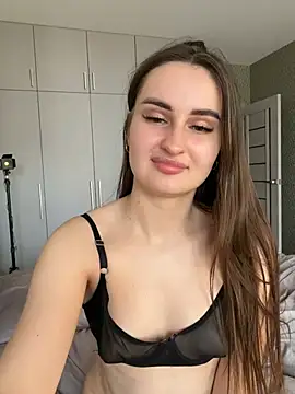 Lizzie_Castillo