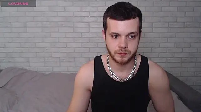 Alexxx_horny live cam on StripChat