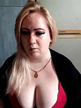 Missy_DM live cam on StripChat