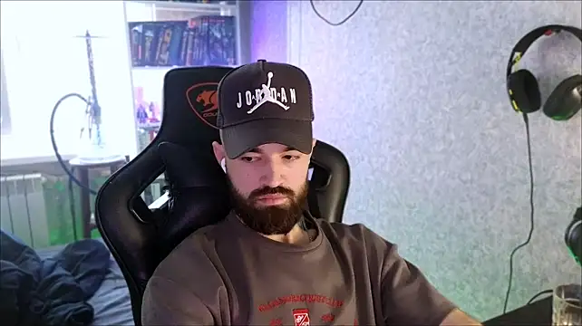 _Serious_Man webcam