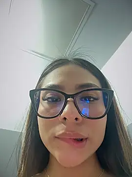 amira_cute2