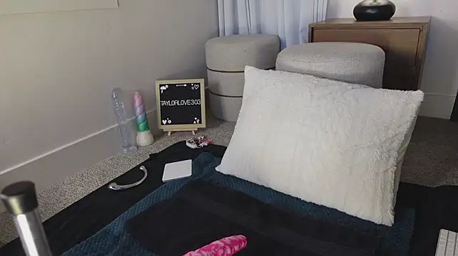 Taylorlove303