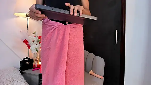 Britney_moon21