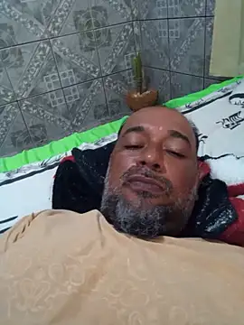 Prazerro live cam on StripChat