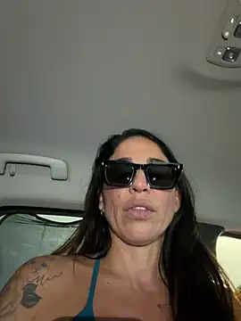 sexy7883 webcam