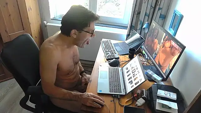 rolfs_bi (M mature) - #bisexuals #brunettes #cam2cam #cheapest-privates #cock-rating #dutch #erotic-dance #european #handy #hd #jerk-off-instruction #masturbation #mature #muscular #recordable-privates #recordable-publics #small-audience #white