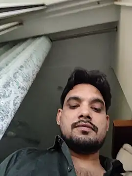 varun88n (M young) - Tk