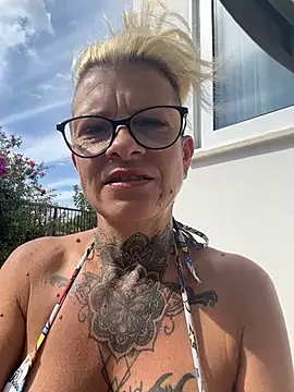 solara_vee (F mature) - Cum Show <3