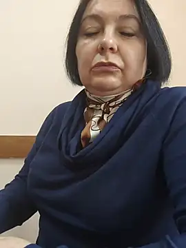 EmmaEmmy40