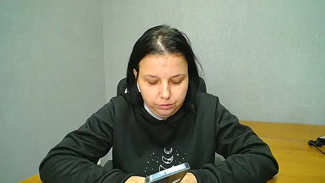 Simmiera live cam on StripChat