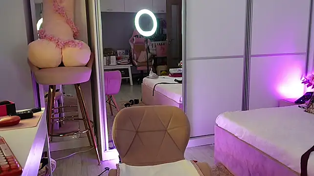 rianaaross