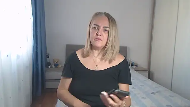 MatureDiana