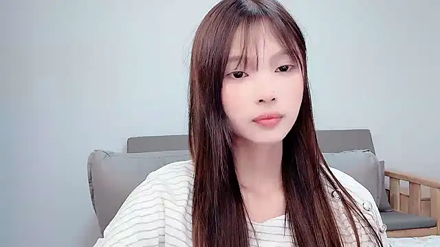 OuOrrre_ live cam on StripChat