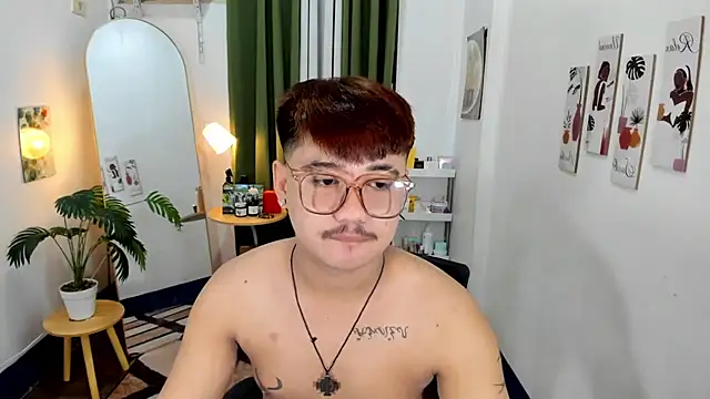 GabinJuicyHugeCock