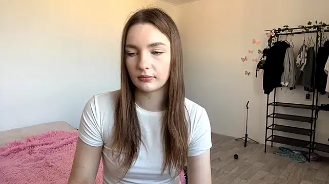 JuleCawood live cam on StripChat