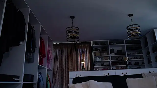 TheMaddisonShow_ live cam on StripChat
