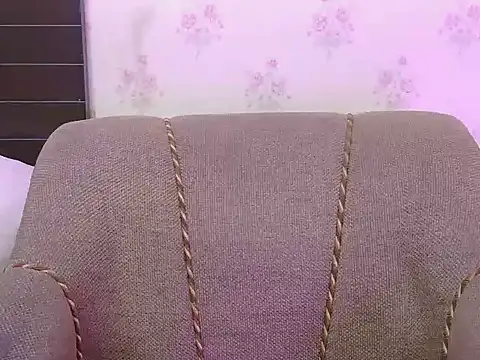 iliyana-20 live cam on StripChat