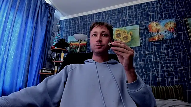 CuteBoy228 live cam on StripChat