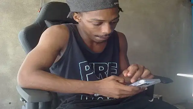 Larry-n-clouds
