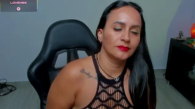 Sara_Charmy