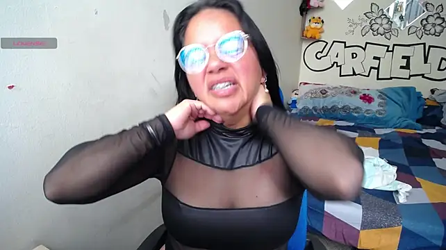 Miss__kendra_ live cam on StripChat