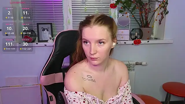 Mary_Blu live cam on StripChat