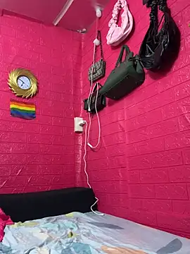 YourHotMenxie18