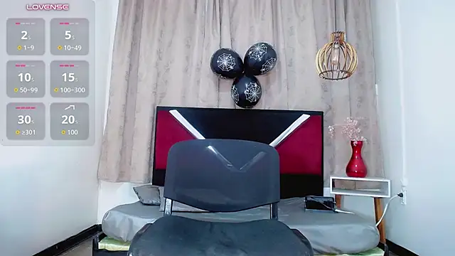 Yised_Villalobos live cam on StripChat
