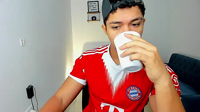 zayn_v1p (M twink) - sexy dance
