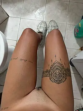 Thegirlofthemirror