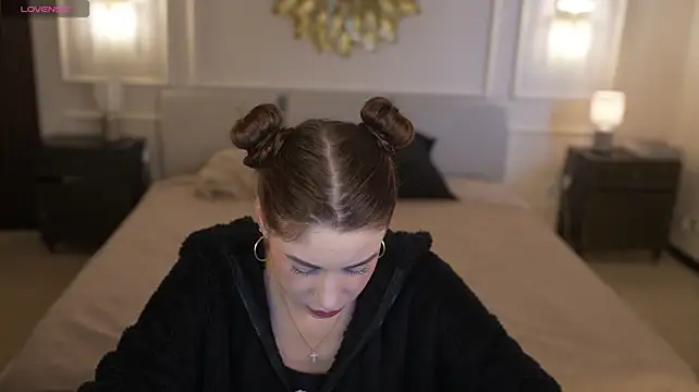 Selena_Glow