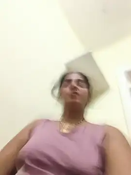 Mohni_love webcam