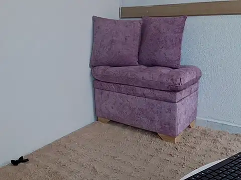 mia_lemarc