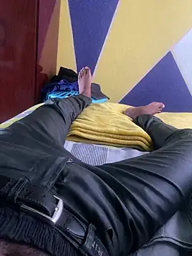 clinieto live cam on StripChat