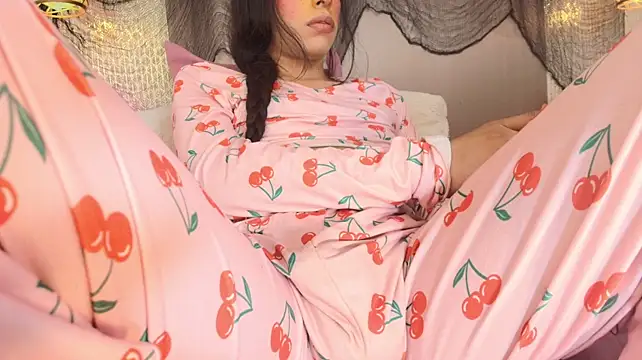DannaDooll99 live cam on StripChat