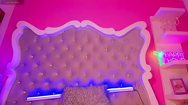 MALLORYaGUERO webcam