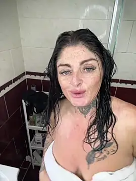Irish_Scarlet webcam