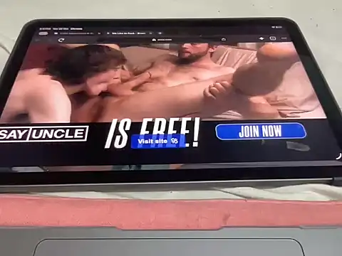 Johnysexxxx live cam on StripChat