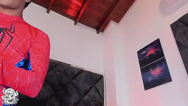 LiamKron live sex cam