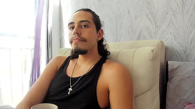Edward_51 live cam on StripChat