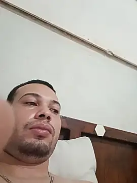 pandaMontana live cam on StripChat