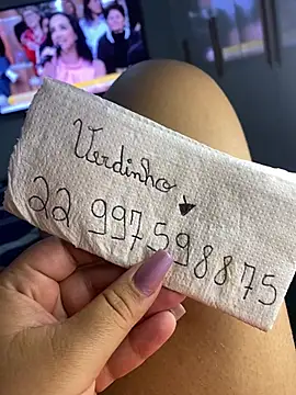 loirinhasapek live cam on StripChat