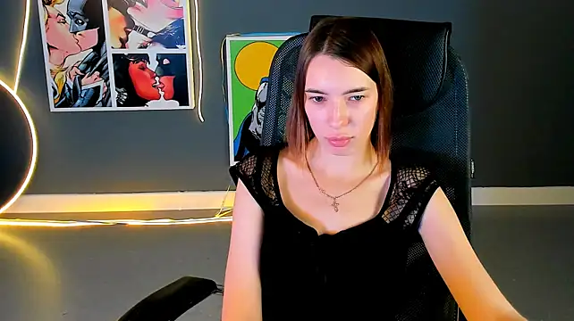ElzaMadison webcam